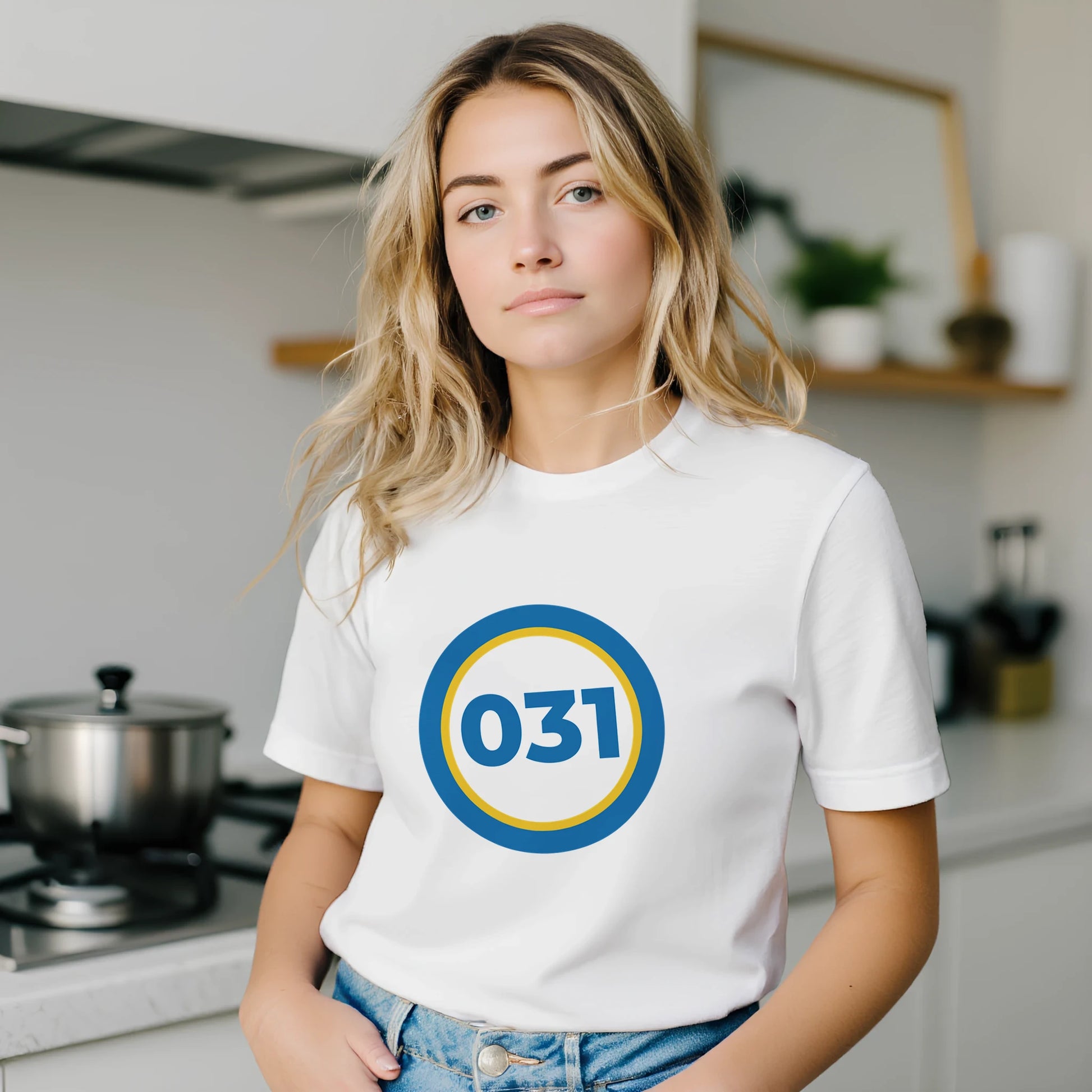 031 – Dam i Fitted T-shirt Rund Design – design från GBGMotiv, Göteborg