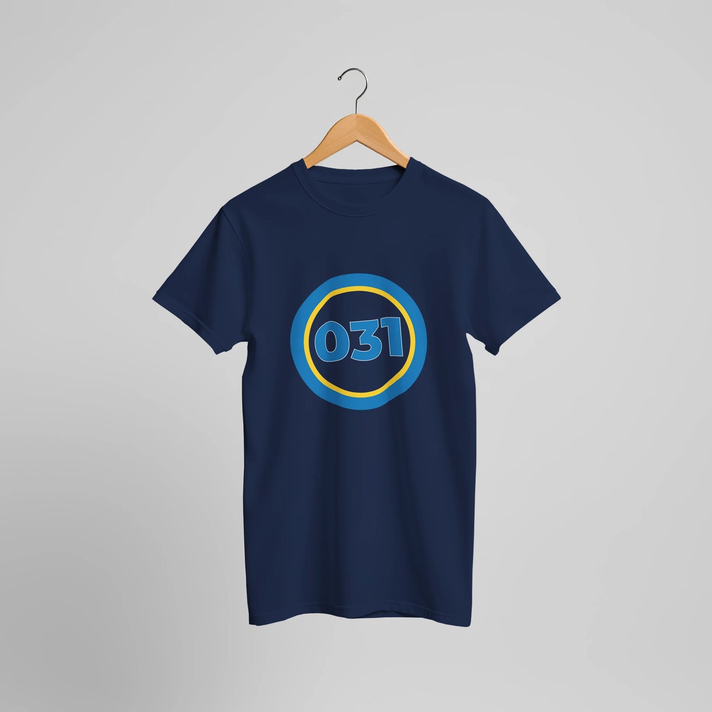 031 – Marinblå Fitted T-shirt Rund Design – design från GBGMotiv, Göteborg