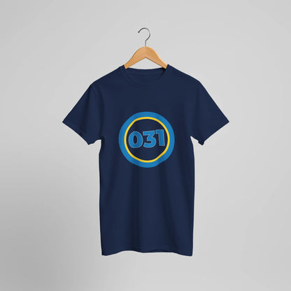 031 – Marinblå Fitted T-shirt Rund Design – design från GBGMotiv, Göteborg