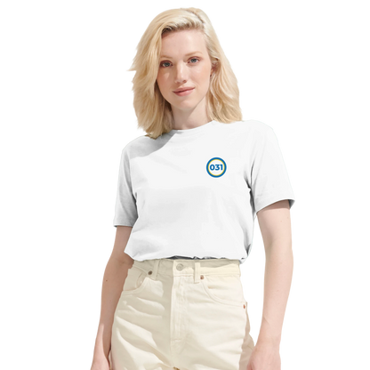 Tjej i 031 – T-shirt Rund Design Bröst – design från GBGMotiv, Göteborg