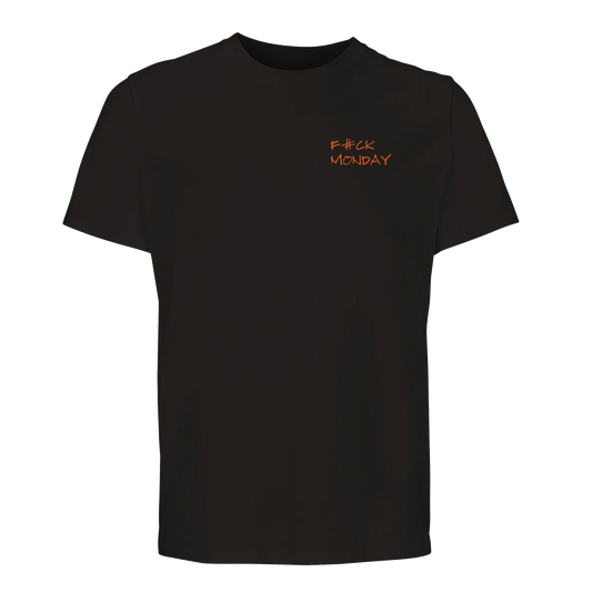 Svart premium t-shirt med ett litet orange 'F#CK MONDAY' tryck på bröstet. En rolig tröja med kontorshumor tillverkad i mjuk ekologisk bomull.