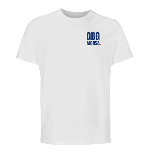 Vit premium t-shirt med blått brösttryck 'GBG MORSA'. En stilren hyllning till göteborgska mammor.